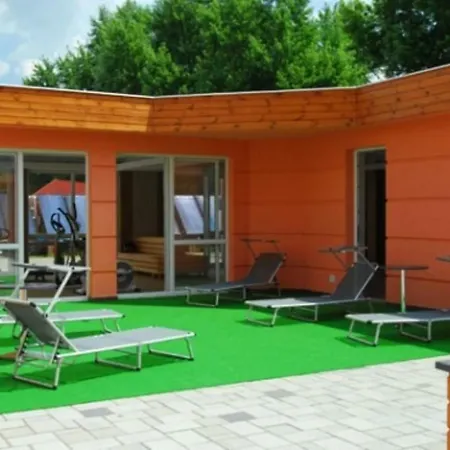 Paris-Lux. Apartment Hajduszoboszlo Exterior photo